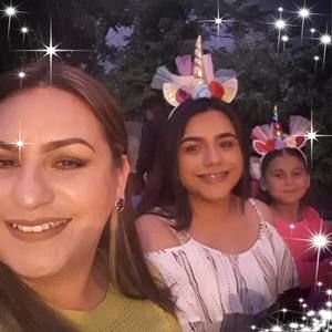 Meet your Posher, Fatima